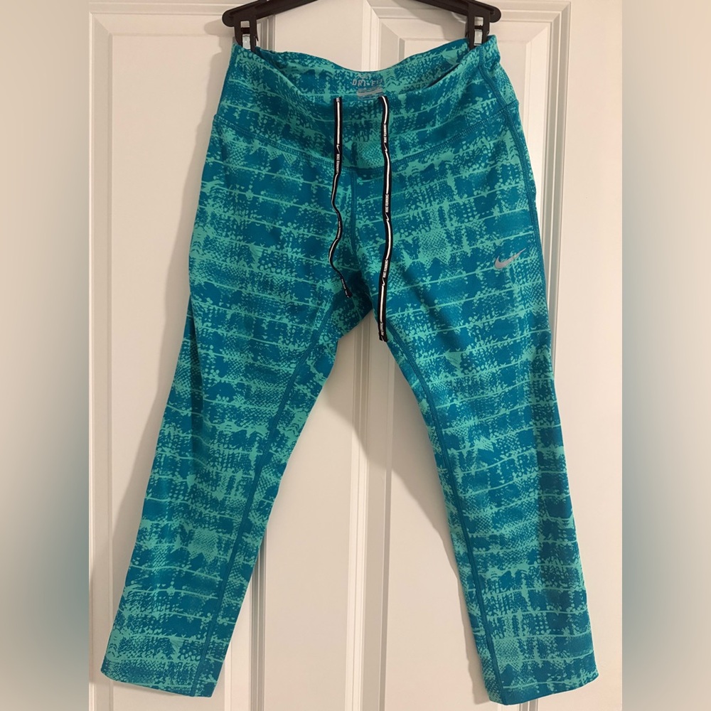 Nike Aqua Patterned Leggings